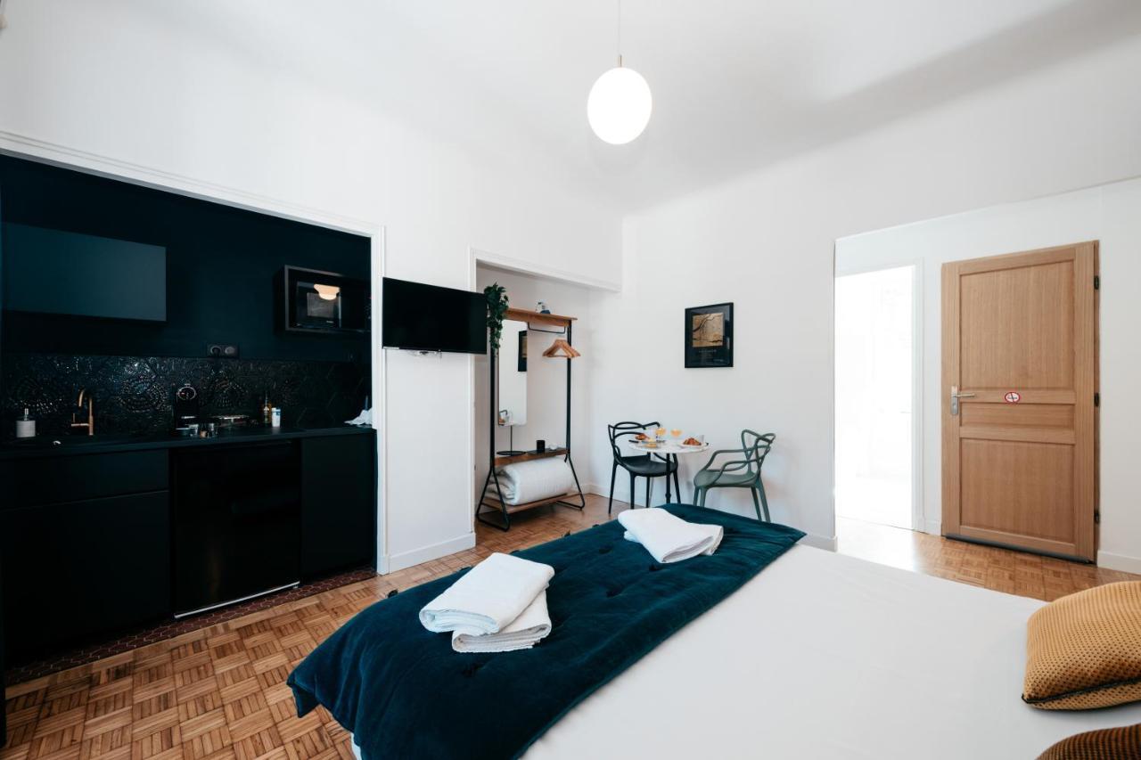 Les Precieuses Suites & Spa II Avignon Exterior photo