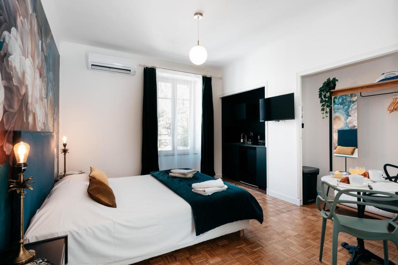 Les Precieuses Suites & Spa II Avignon Exterior photo